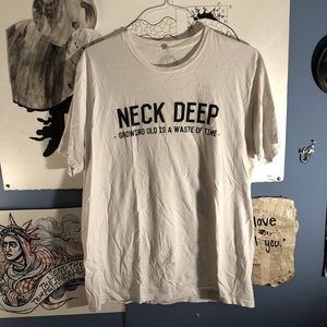 Neck deep band shirt